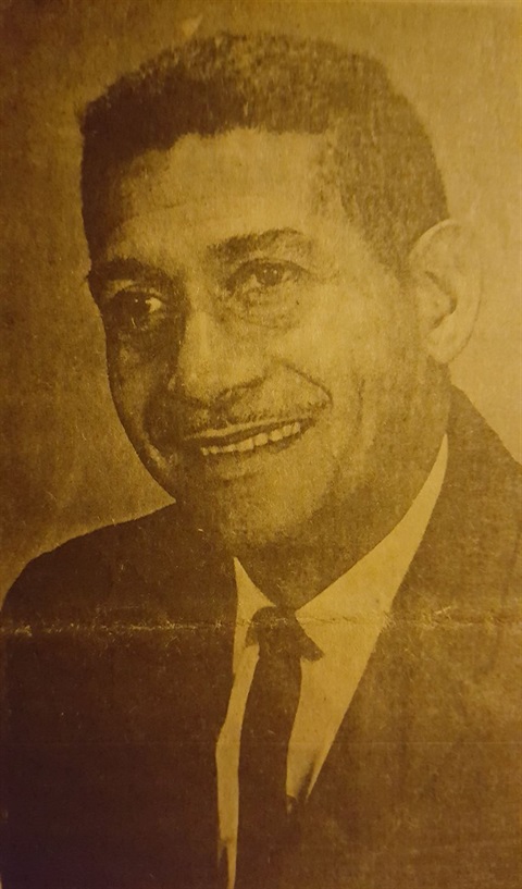 Carl-Brown-Photo.jpg